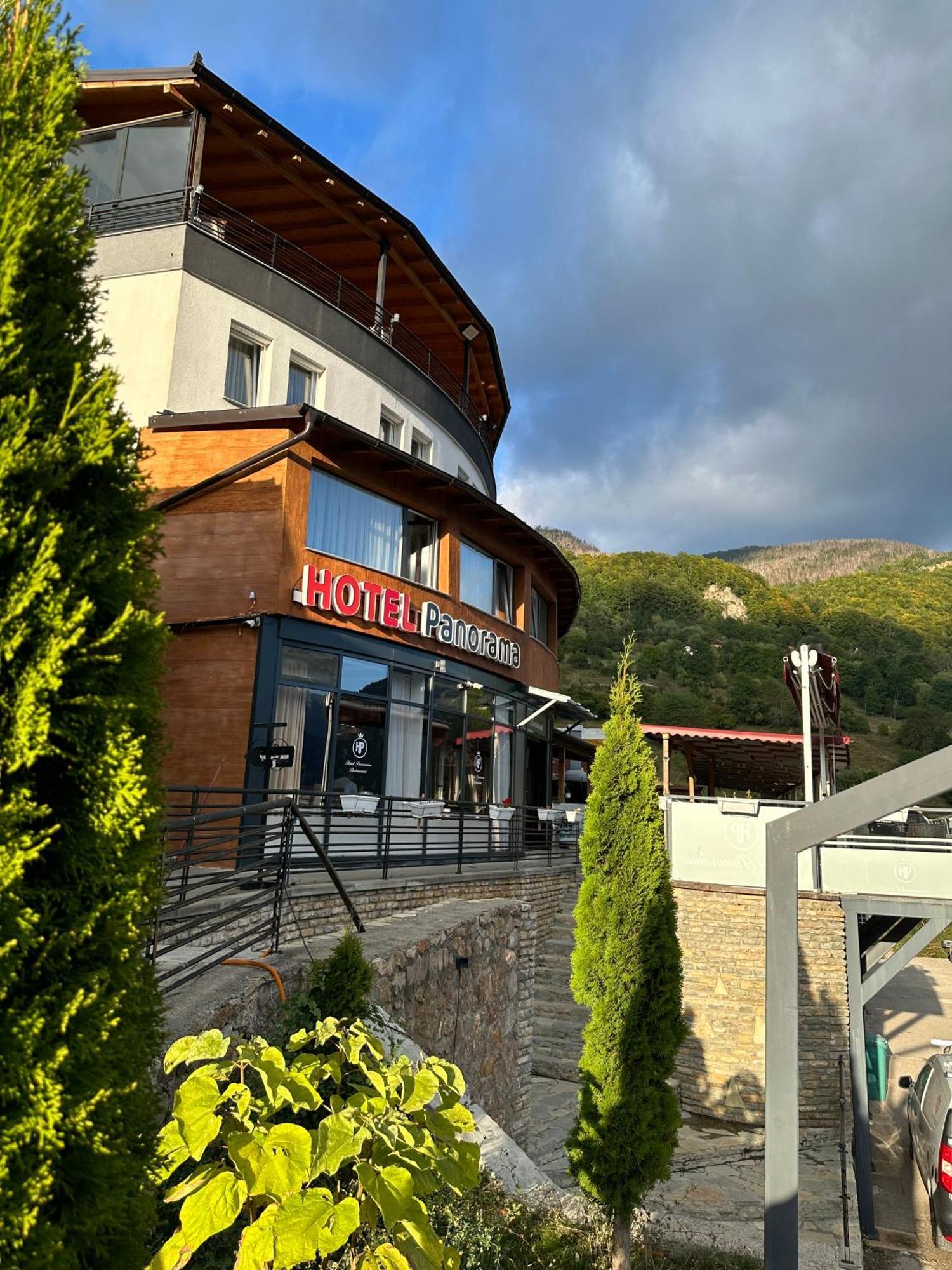 Hotel Panorama Rugove Peje Exterior foto